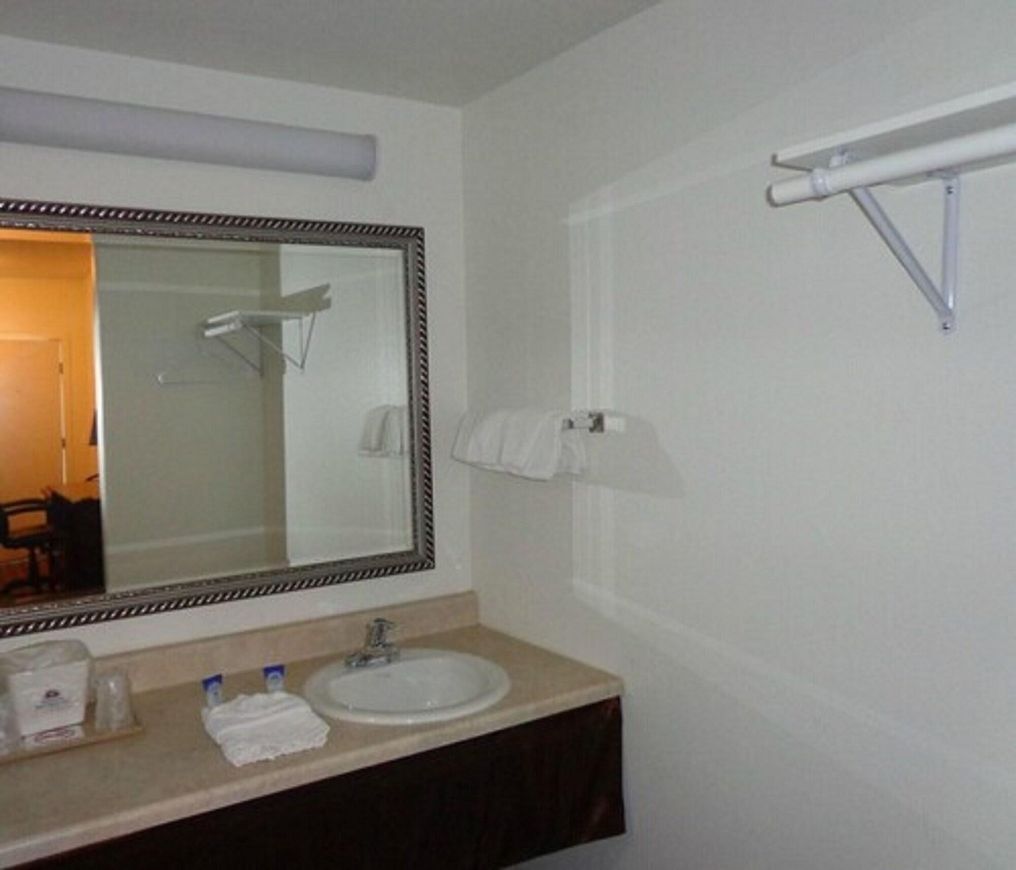 Baymont By Wyndham Ridgecrest Motel Kültér fotó