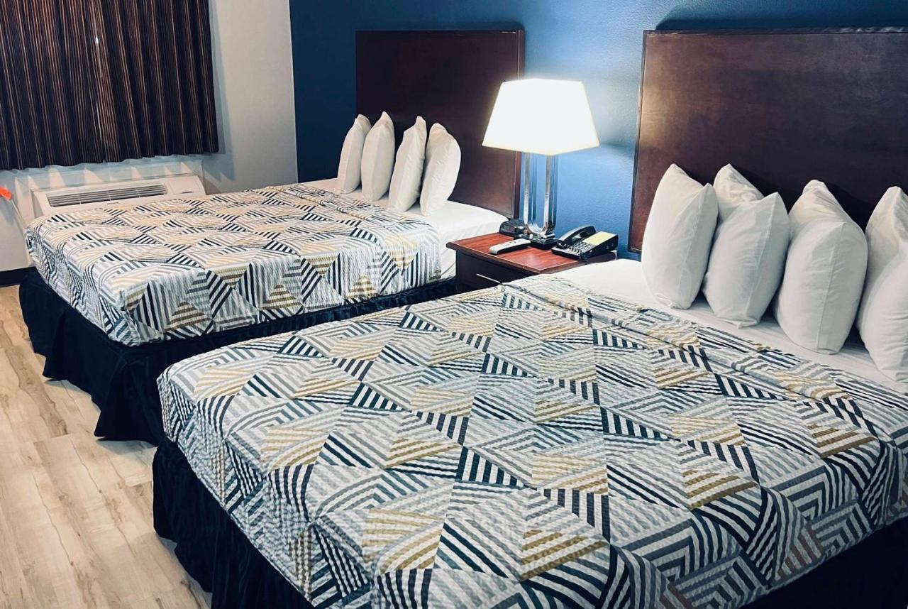 Baymont By Wyndham Ridgecrest Motel Kültér fotó